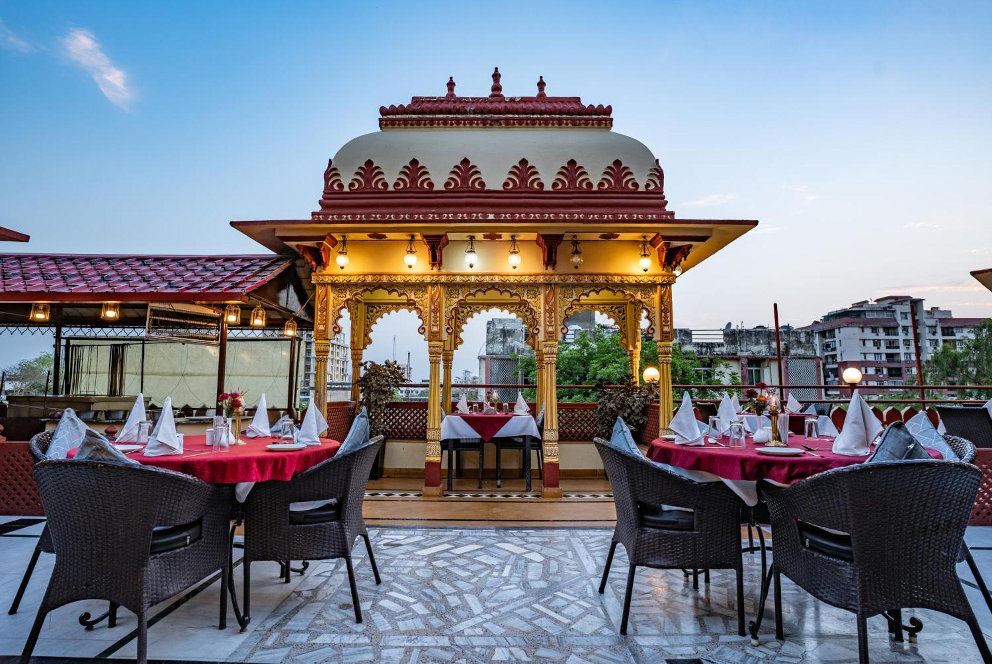 Umaid Bhawan - A Heritage Style Boutique Hotel 4*