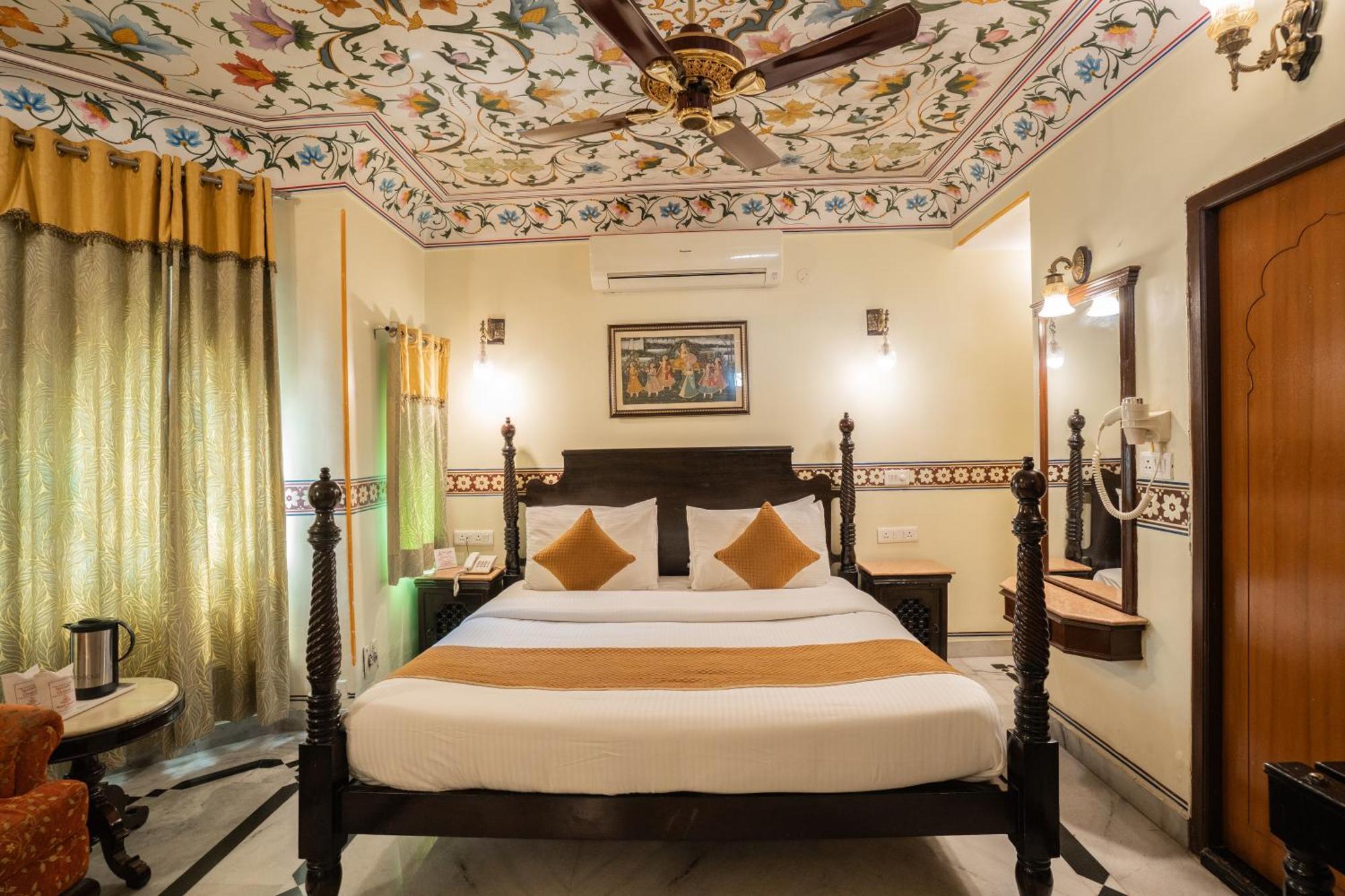 Umaid Bhawan - A Heritage Style Boutique 4*